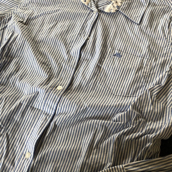 Aeropostale Button Up - Picture 2 of 5